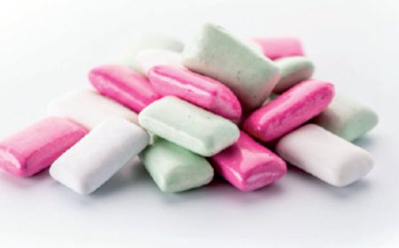 Saqqız seçimində nələrə diqqət etməliyik? - Stomatoloqdan məsləhət