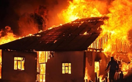 Cəlilabadda qazi ailəsinə məxsus ev yanıb - Video