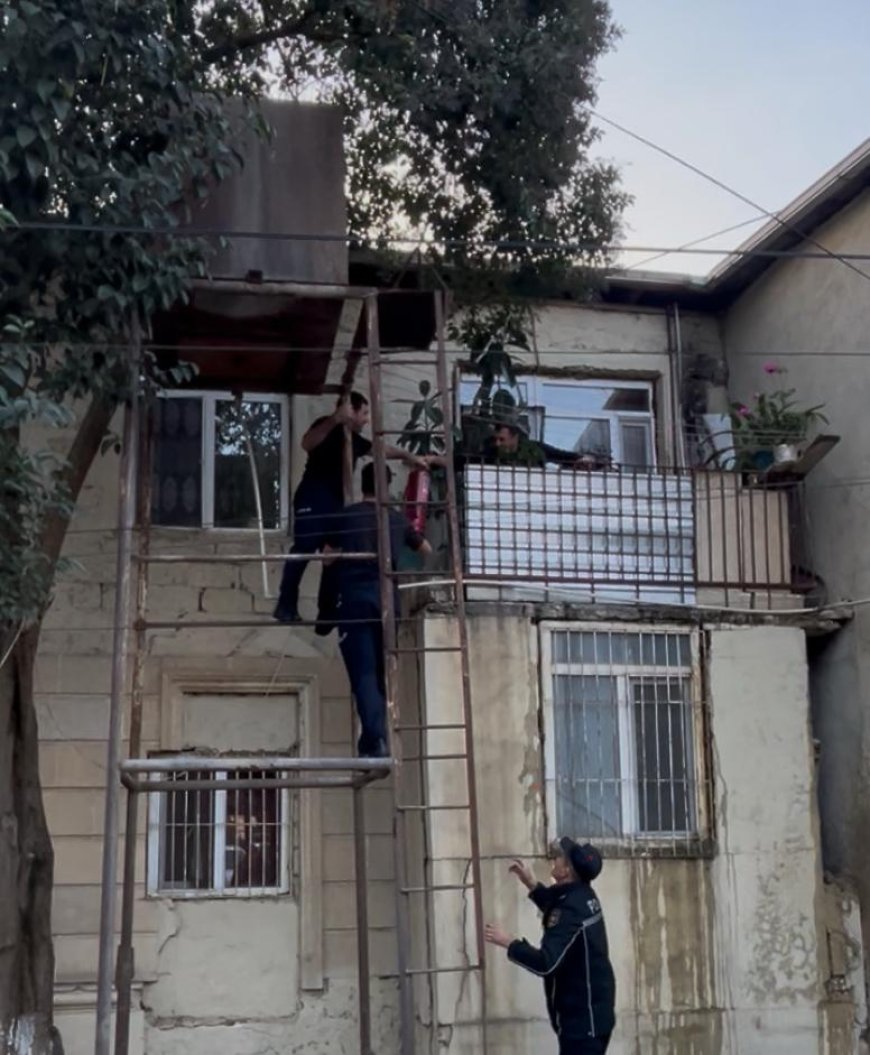 Cəlilabad rayonunda baş verən yanğını polis əməkdaşları söndürüb