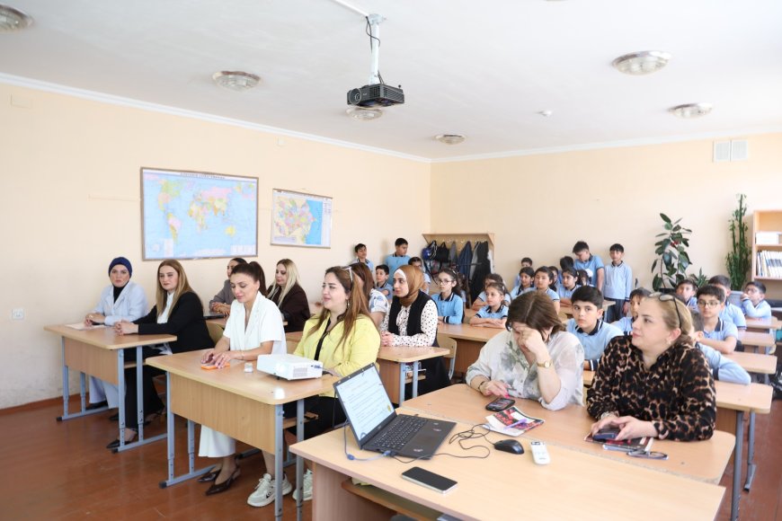 “İbtidai siniflərdə riyaziyyat biliklərinin təkmilləşdirilməsi” layihəsinin bağlanış mərasimi keçirilib