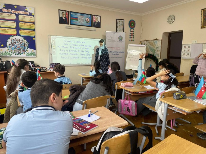 “İngilis dili ilə qlobal imkanlara açılan qapı” layihəsi çərçivəsində növbəti təlim keçirilib